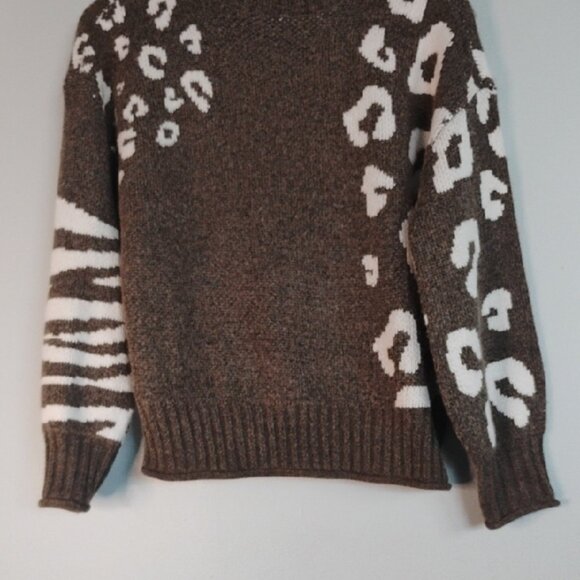 Nine West Brown and White Animal Print Turtleneck Knitted Sweater Size S Cozy - Picture 5 of 7